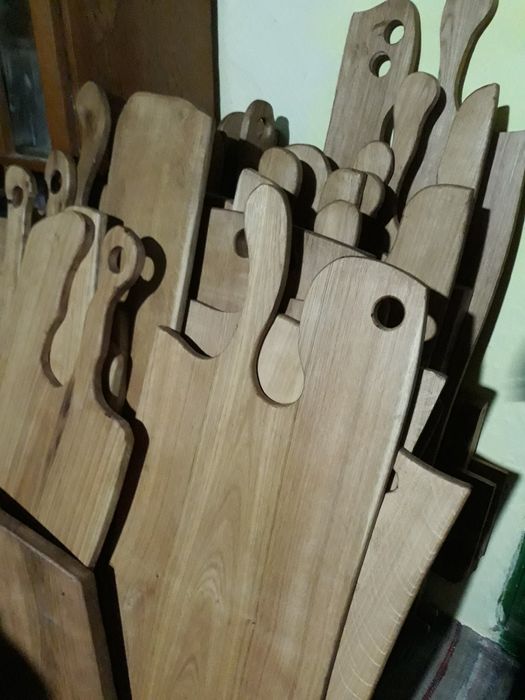 Funduri de bucătărie diferite modele unicate din stejar uscat 100 lei.