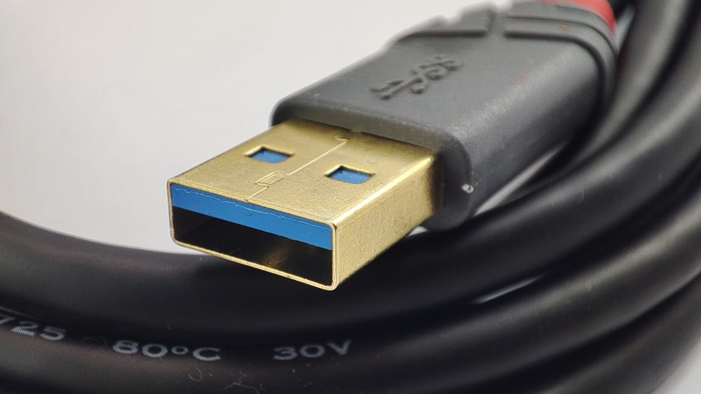 Cablu 2M USB USB profesional capete aurite