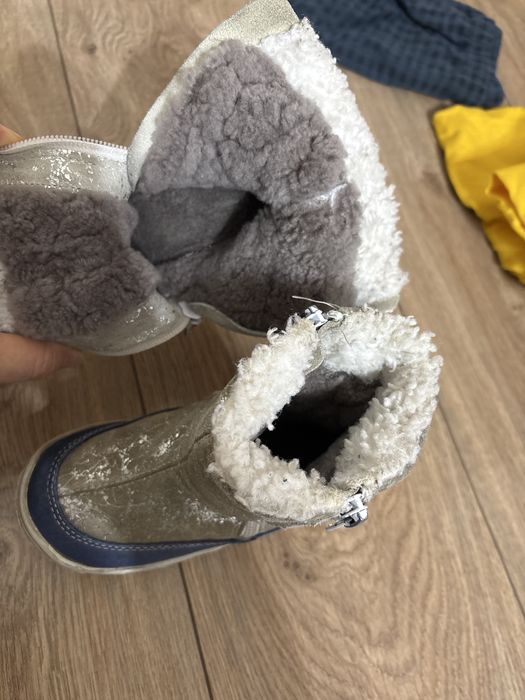 Зимние сапожки для девочек 25