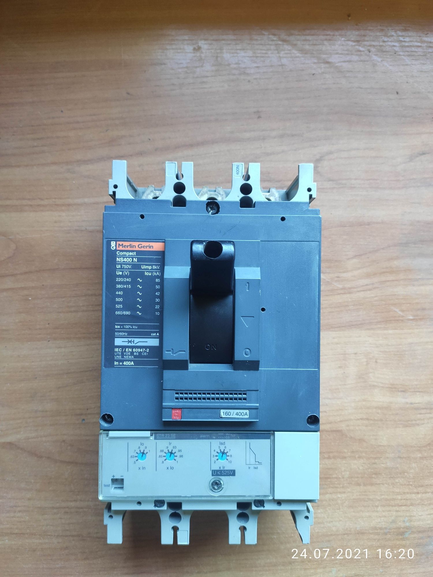 Автоматический выключатель Compact NS400N