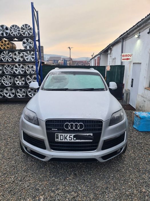 Far Stanga Audi Q7 2005 - 2009 SUV 4 Usi (795) Fara xenon