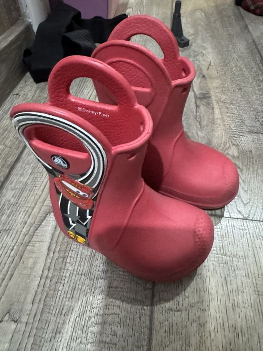 Продам сапоги Crocs , размер С6 . Ориентпрвочно 23 размер! Оригинал,