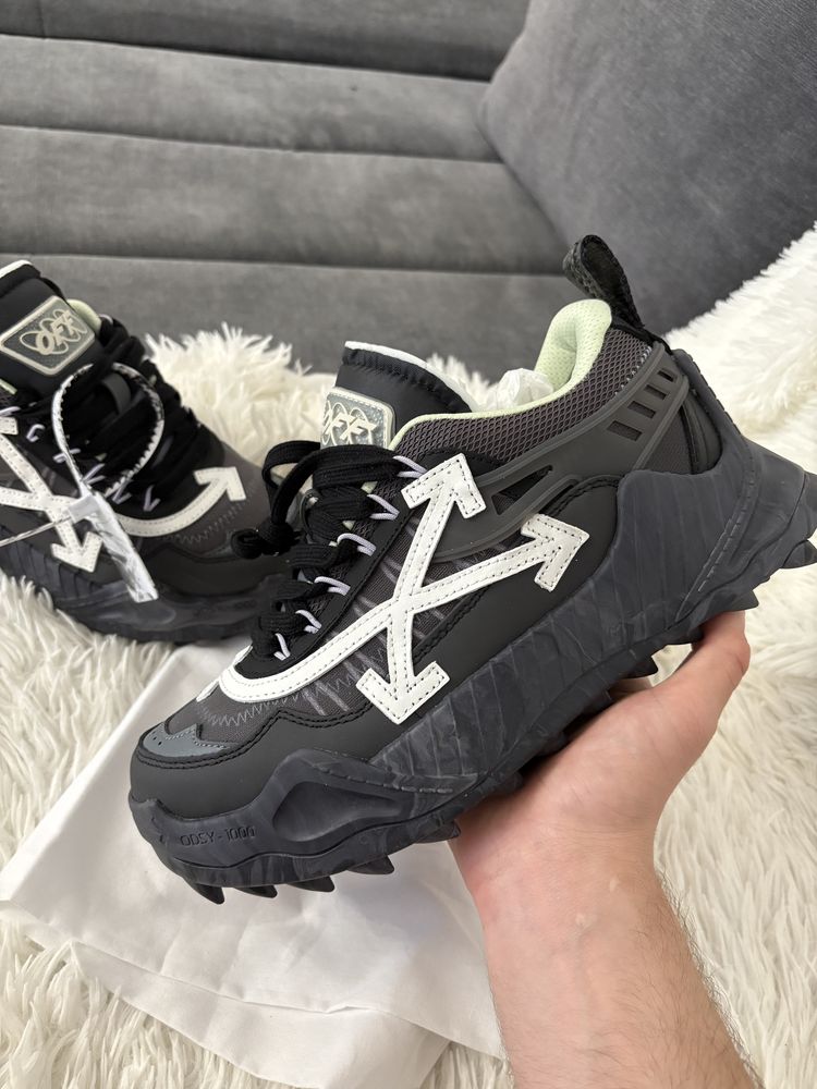 Off-White Odsy 1000