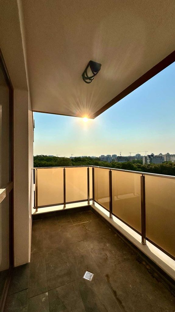 Дава се под наем Двустаен апартамент в Пловдив, Тракия - 72 кв.м за 433.5 € - Снимка #1