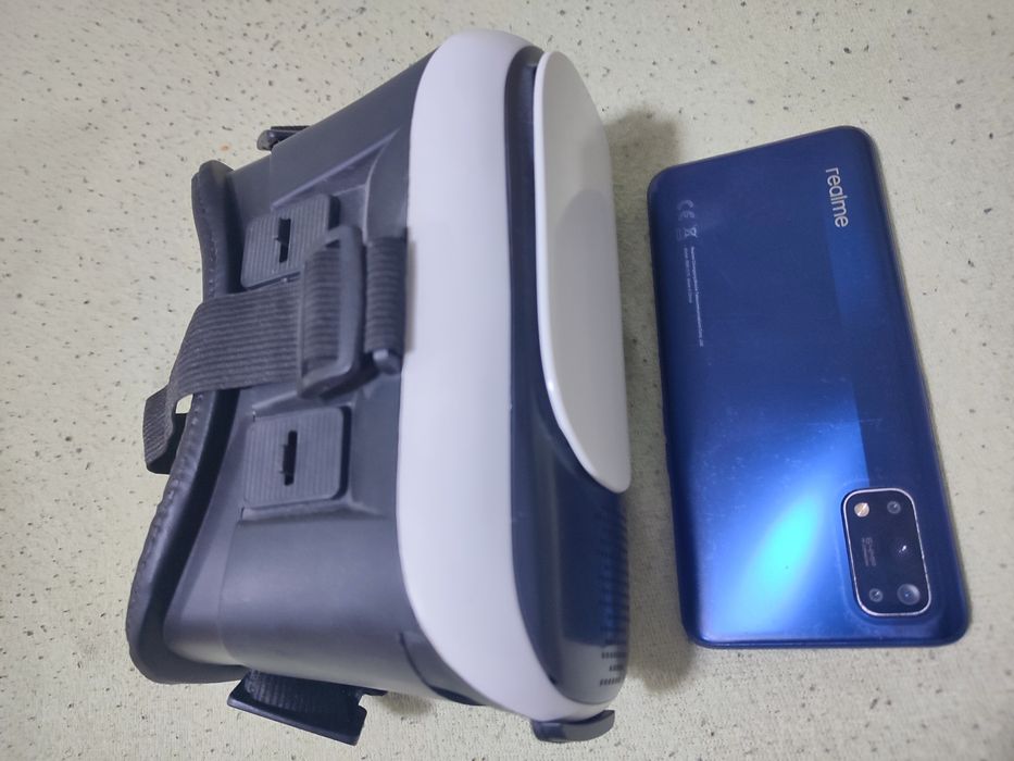 Se vand Realme 7 Pro + Ochelari Vr