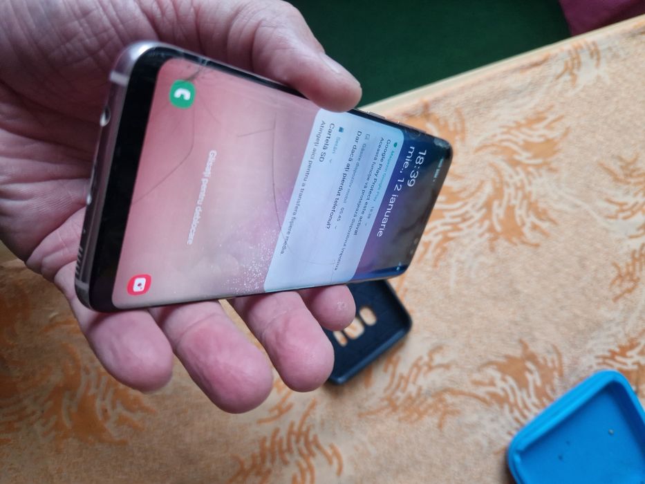 Samsung S8 fisurata sticla sau ecran functionabil fara accesorii