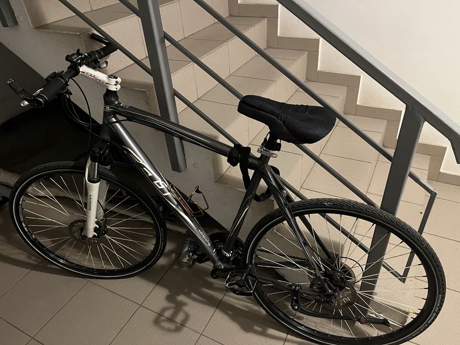 Bicicleta gravel/citybike Felt qx90