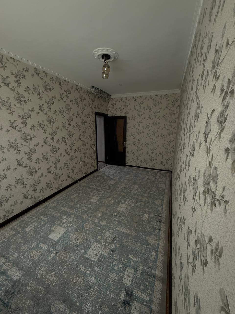 Srochna Sotiladi Sebzor 4 xona 96.700 y.e