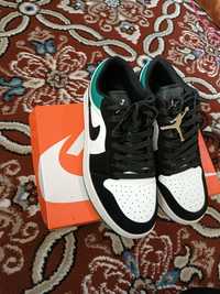 Nike Jordan krossovka sifatli