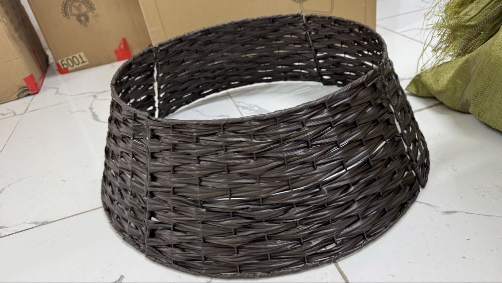 Корзина подставка под елку