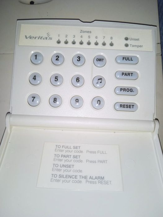 Продам аппарат сигнализации с пультом управления!