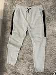 Pantaloni de trening Pull&Bear – Gri deschis, mărimea L