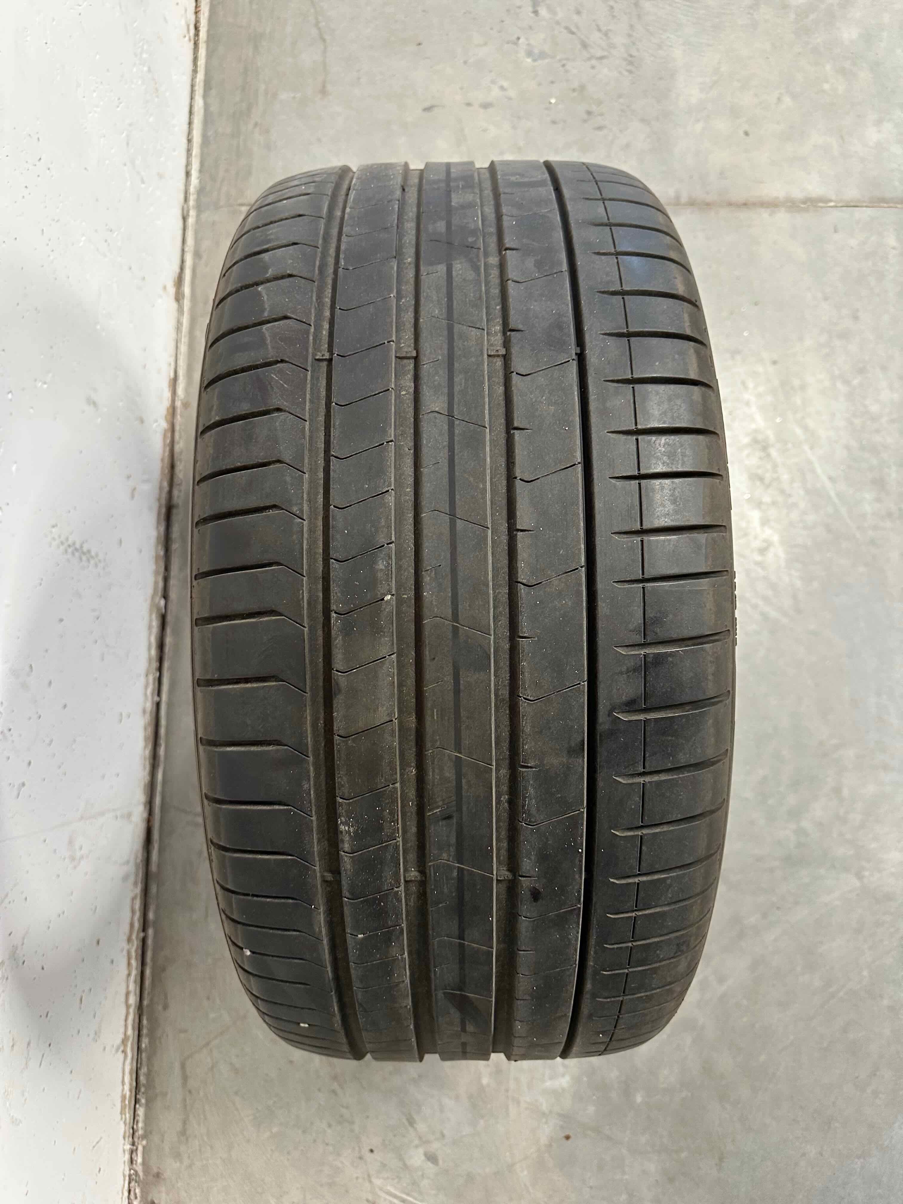 Летни гуми RunFlat BMW X5 315/35R21 DOT3921; PIRELLI