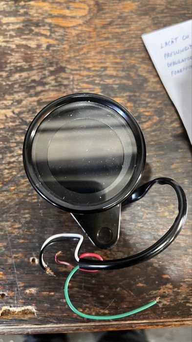 Vitezometru si odometru universal digital