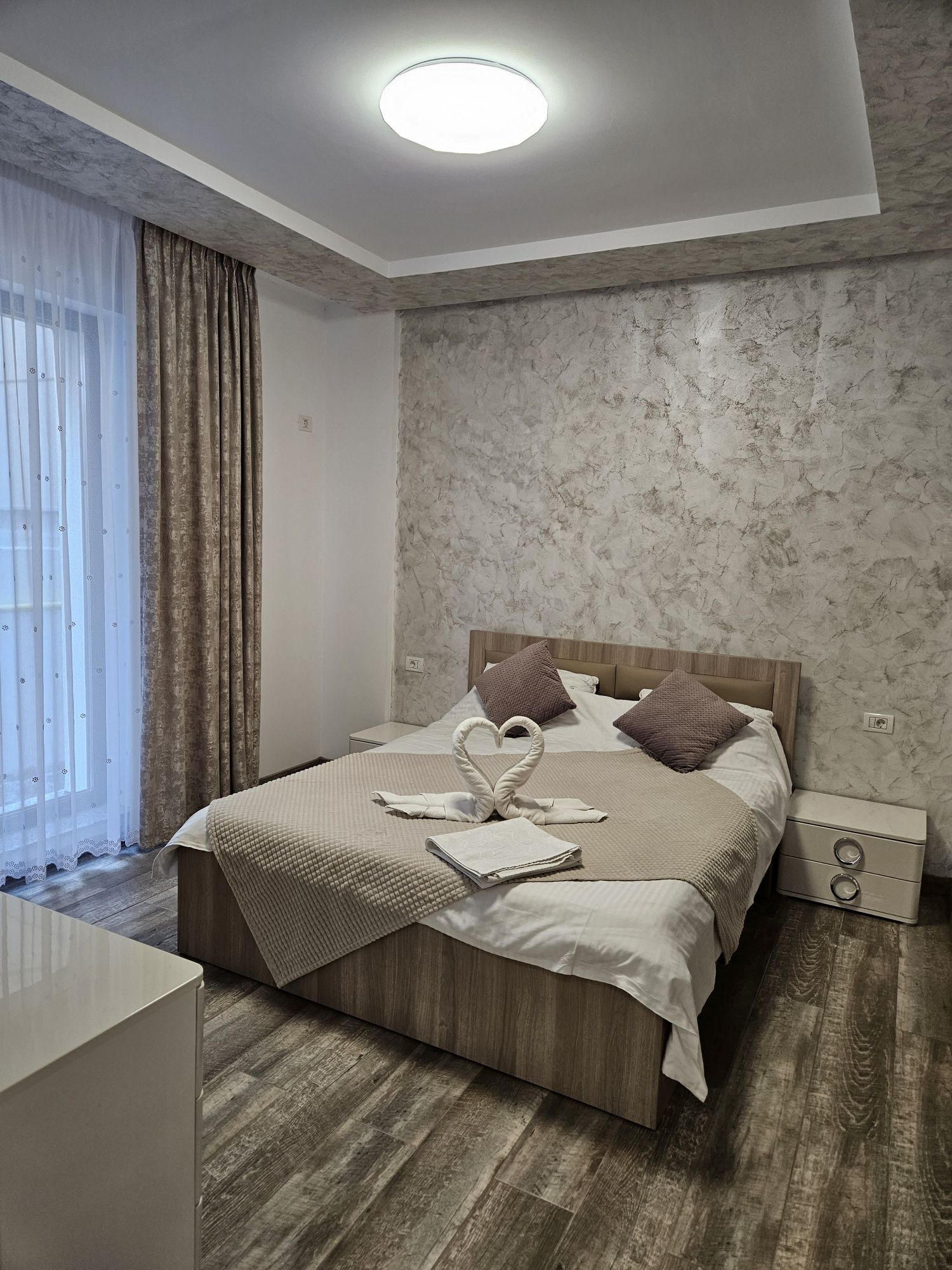 Apartamente în regim hotelier