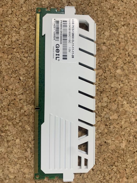 4GB DDR3 PC3-12800 RAM за настолен компютър