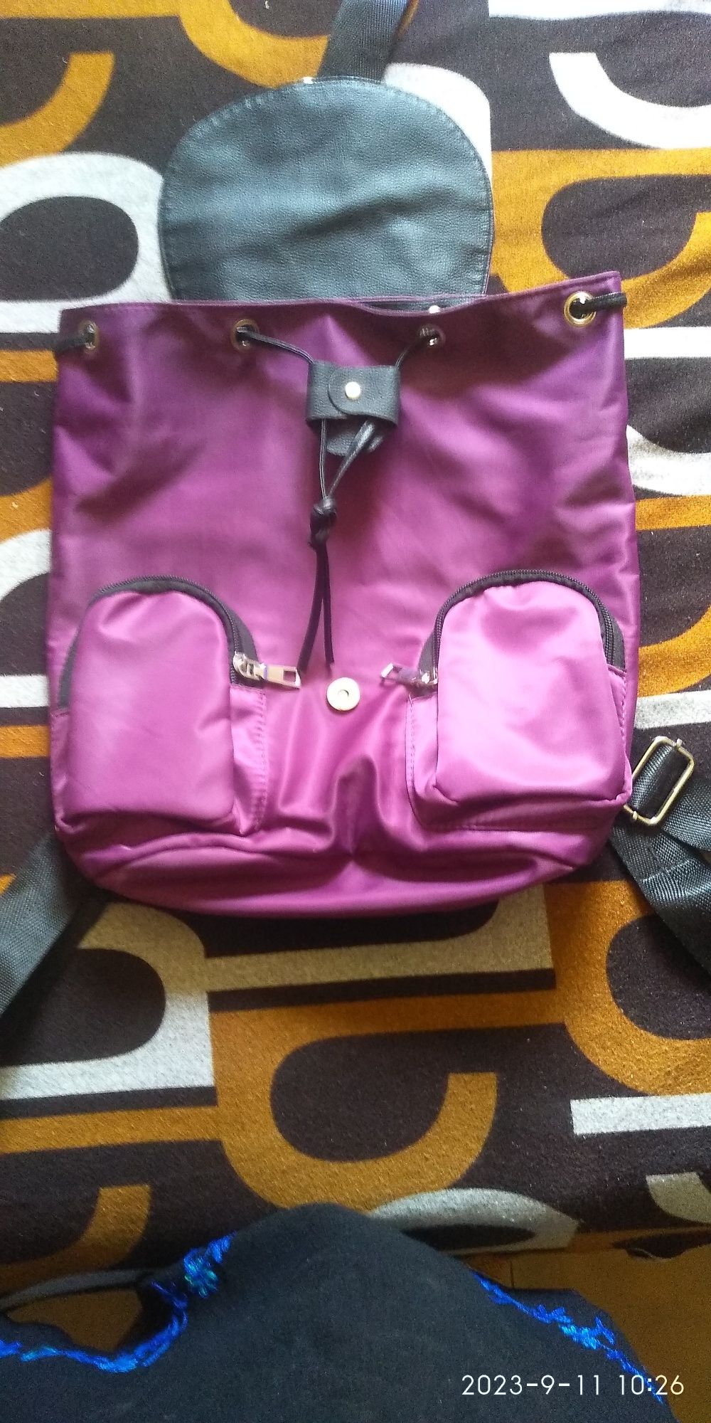 Рюкзак новый, цвета бордо
