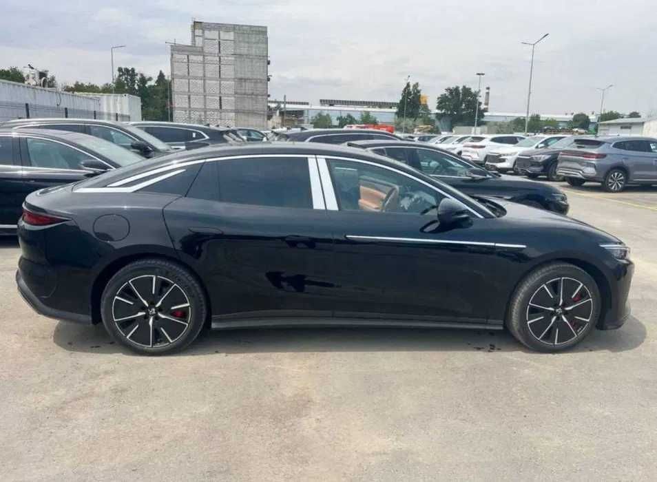 BYD Han L 2ta motor naqtga va nasiyaga chiqazib beramiz