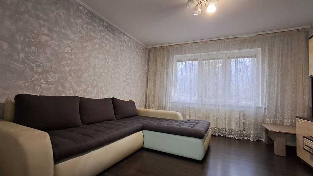 Дава се под наем Двустаен апартамент в София, Банишора - 70 кв.м за 348.84 € - Снимка #1