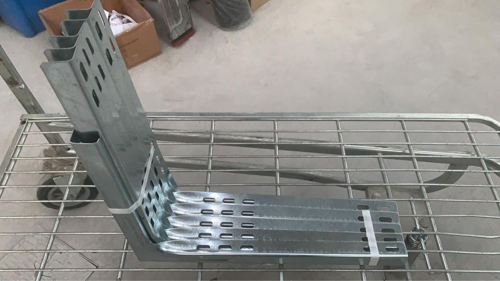 Elemente de fixare pt aparatele de aer conditionat