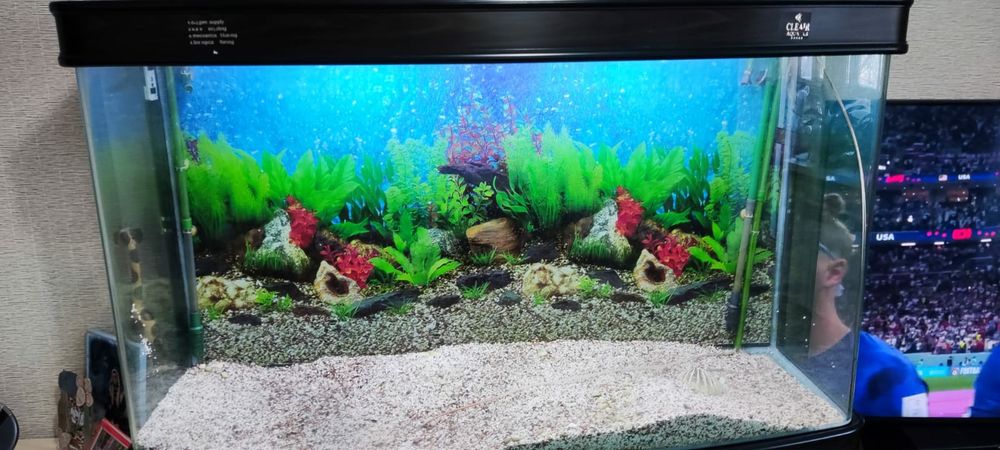 Аквариум 500л. Панорамный , заводской. ТРЕСНУЛ..