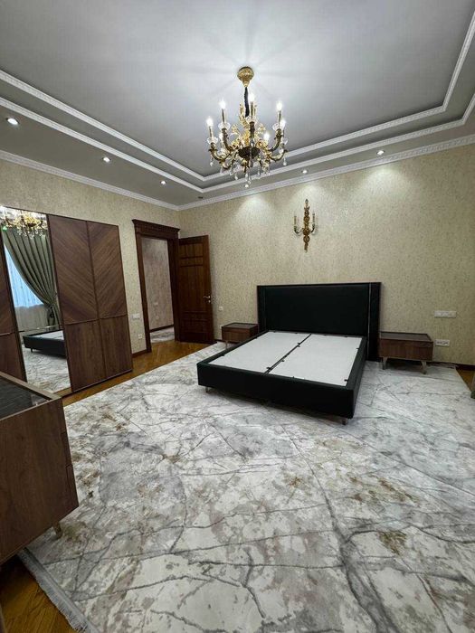 Продается 4х ком 180кв с ремонтом Габус Т.Шевченко