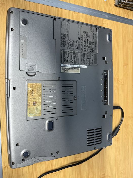 Laptop Dell Latitude D520