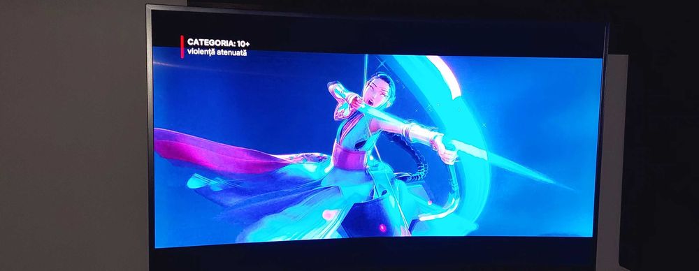 Televizor Samsung curbat si Samsung Soundbar