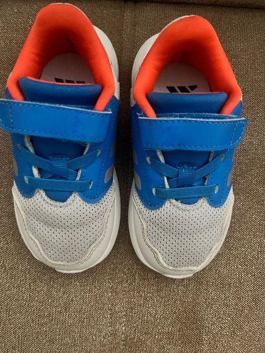 Маратонки Адидас