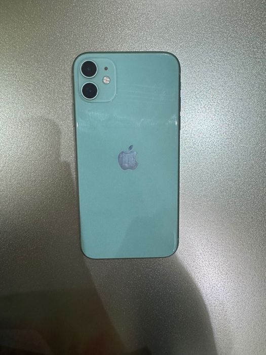 iPhone 11 зелёный цвет 64 гб