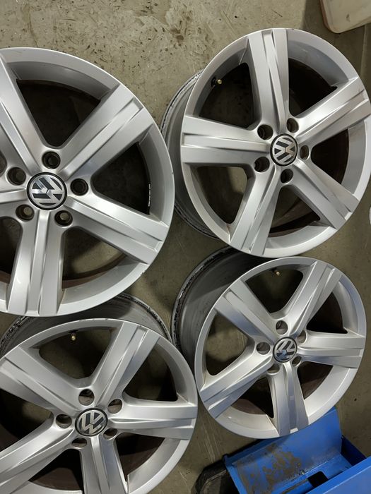 Set jante pe 17 originale Vw Passat B7