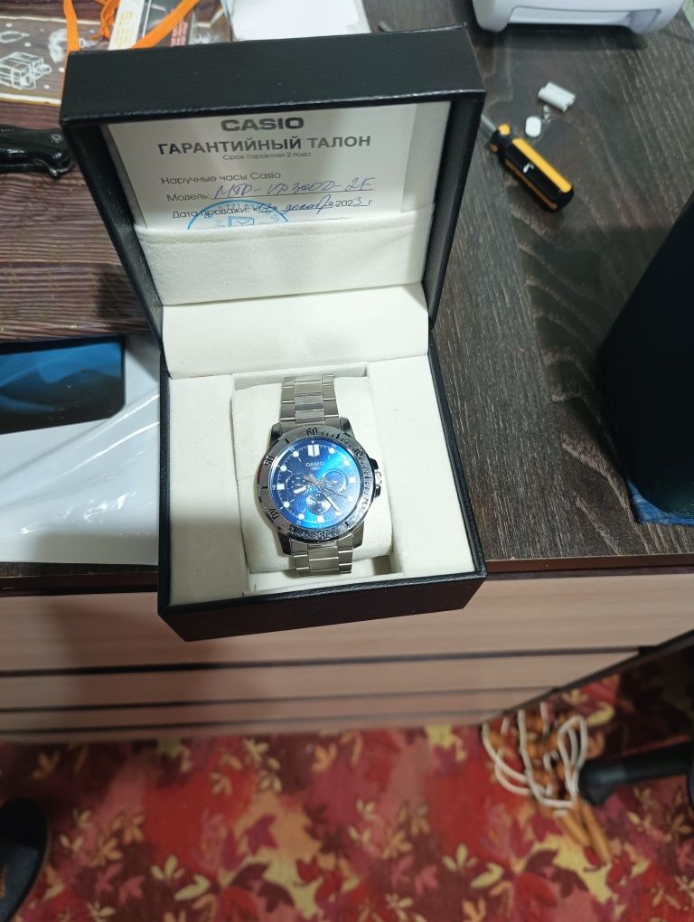 Продам часы Casio оригинал новые