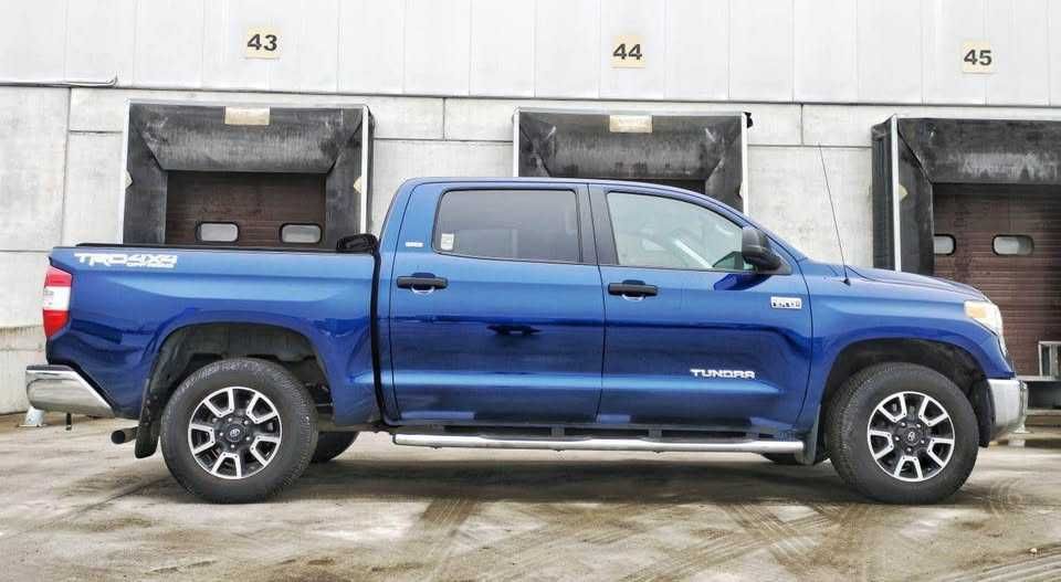 Toyota Tundra 2016