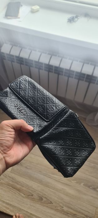 Барсетка guess на пояс