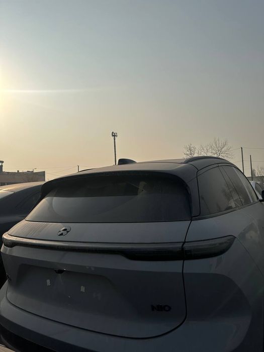 NIO kompaniyasiga qarashli EL 6 model