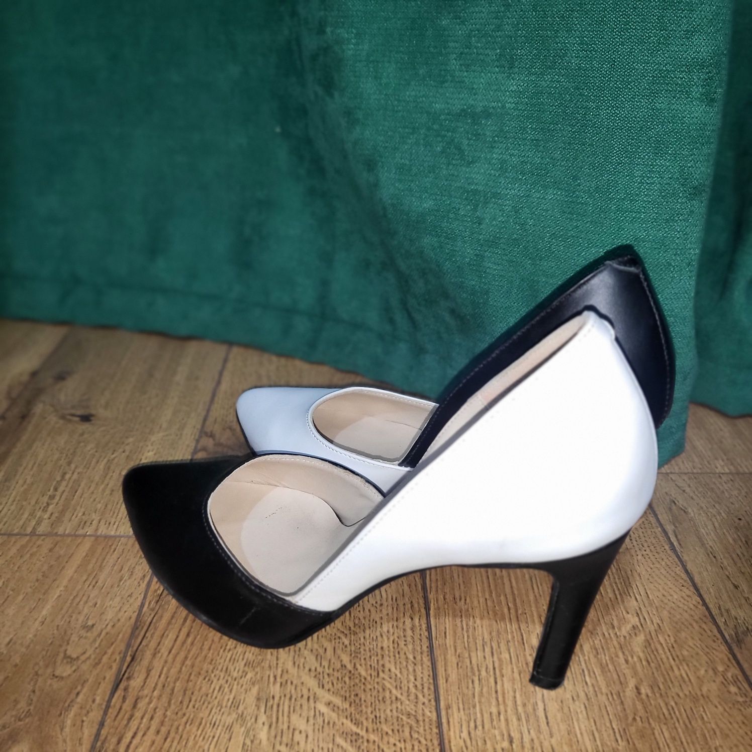 Pantofi piele alb/negru doua culori