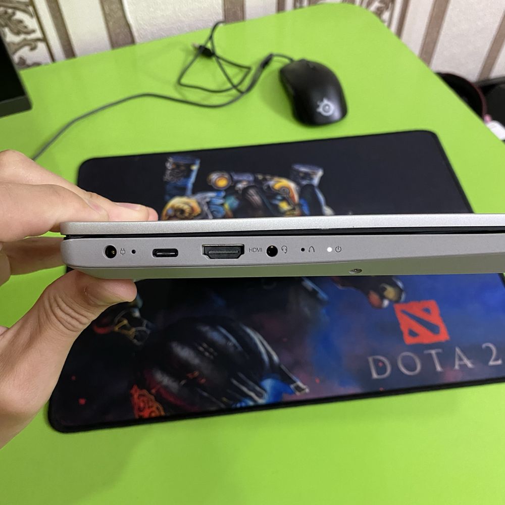 Ноутбук сатылады Lenovo i5 8/256gb