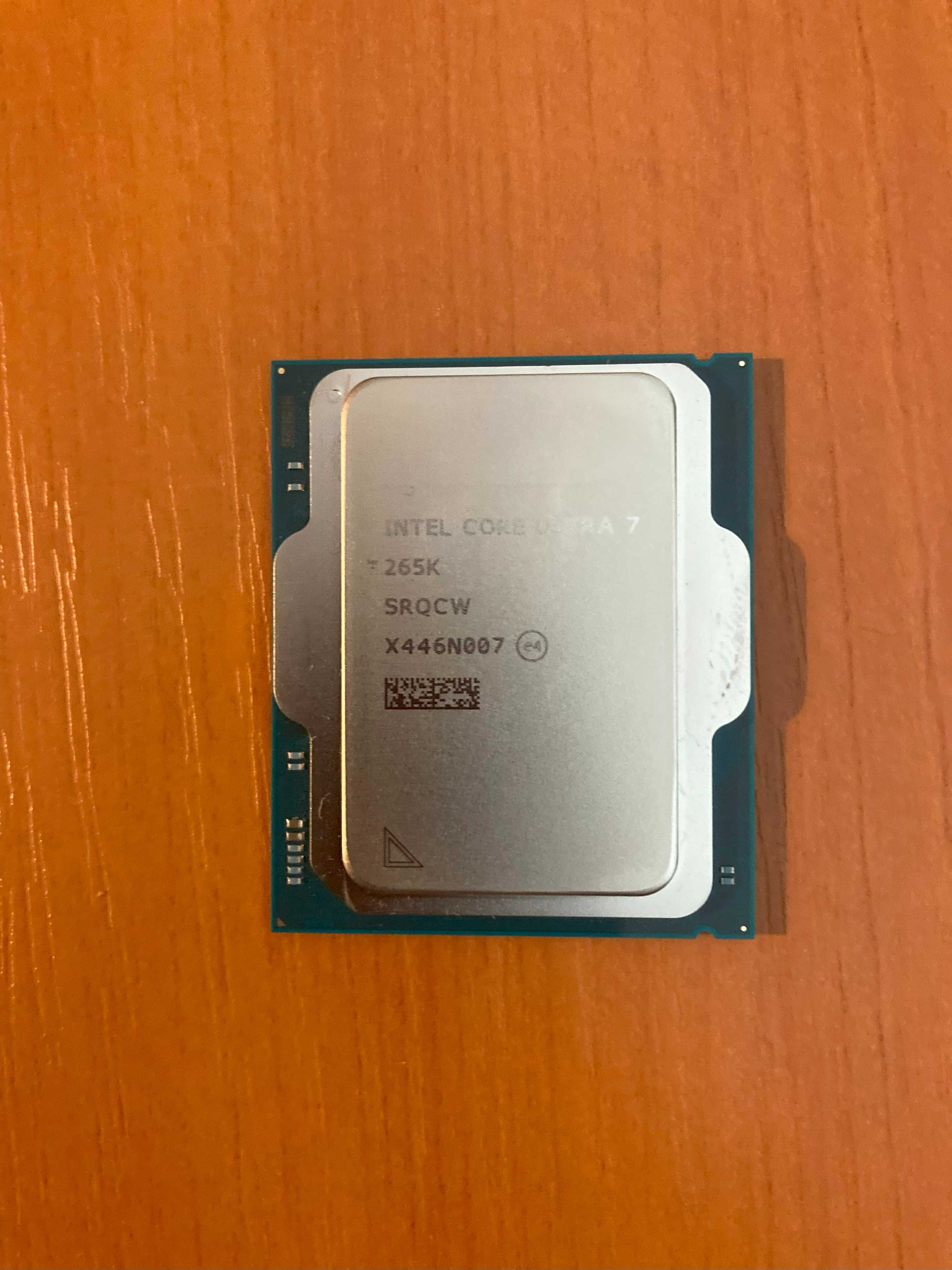дъно MAG Z890 TOMAHAWK WIFI + процесор Intel Core Ultra 7 265K