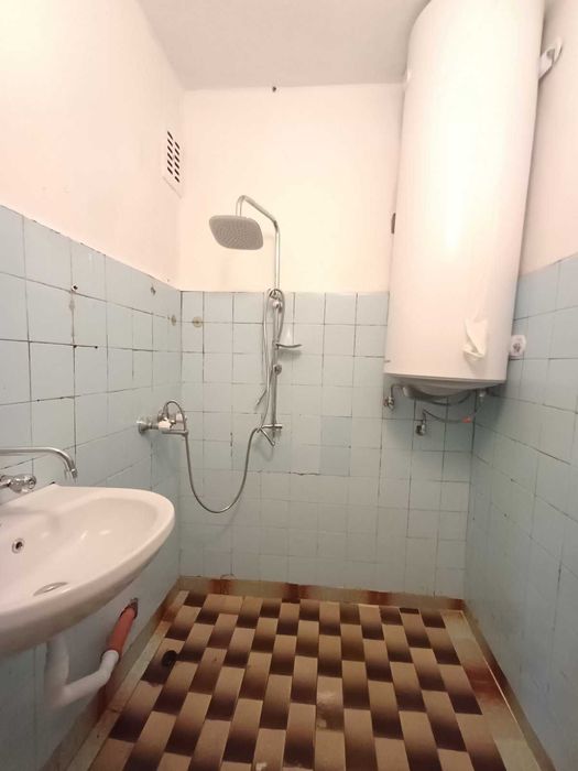 Дава се под наем Четиристаен апартамент в София, Сухата река - 98 кв.м за 761.43 € - Снимка #14