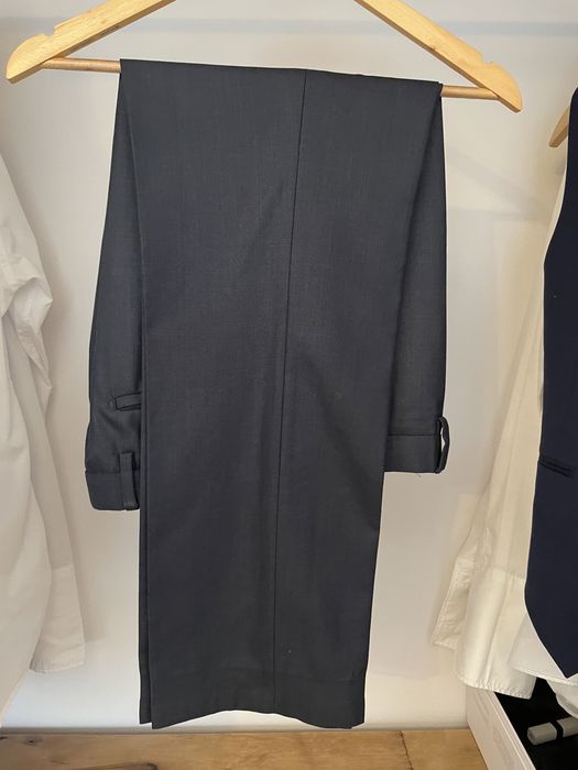 Costum Next curatat profesional