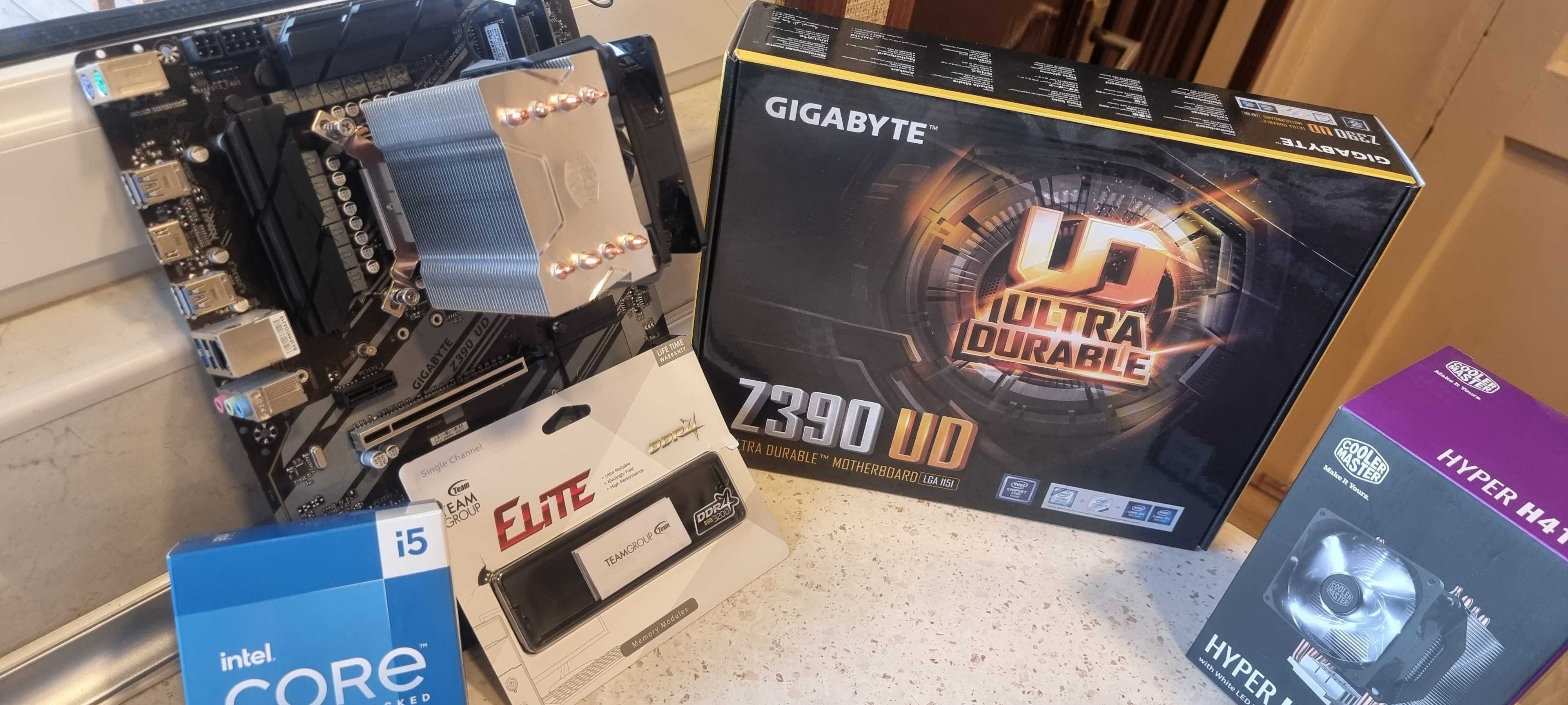 Продается комплект Gigabyte Z390 UD, Core i5 9600k, 16Gb (3200)