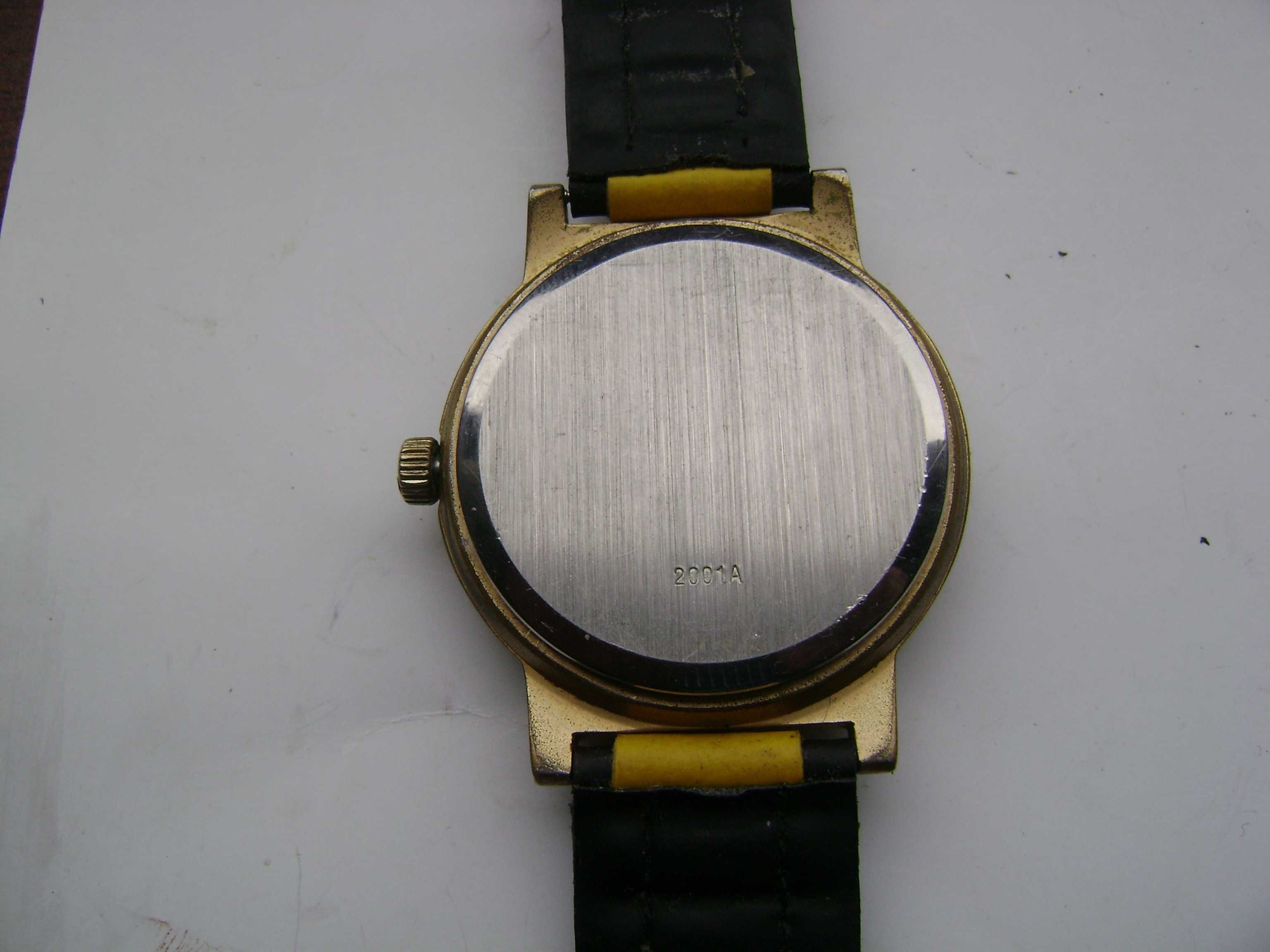 Продавам 4 кварцови и 1 механичен часовник Guess,Regent,Swatch,Gul