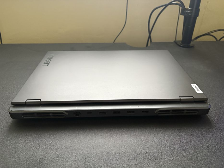 Lenovo Legion Pro 5 16ARX8