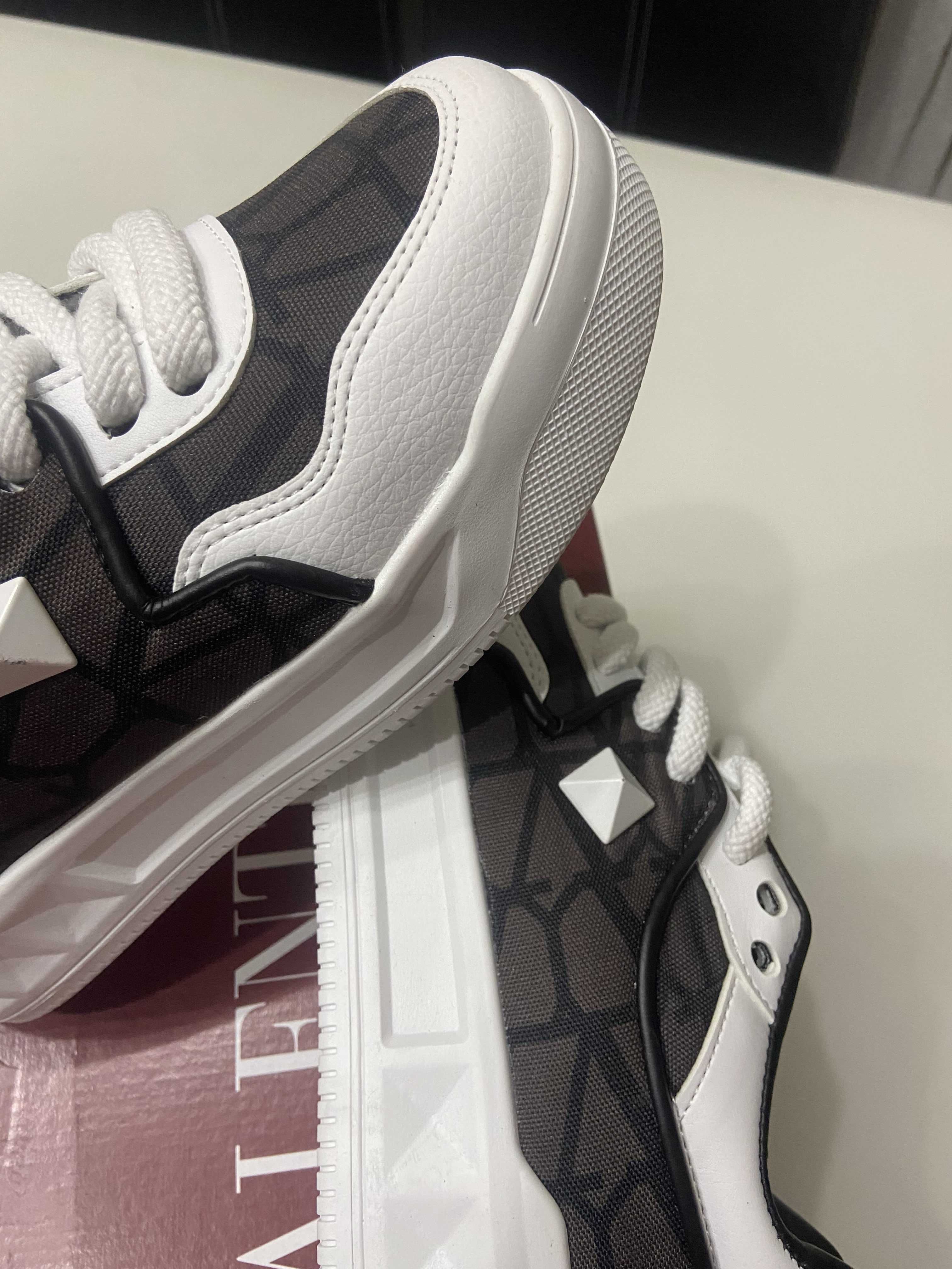 Valentino Garavani Lux Sneakers 40,41,42,43,44,45