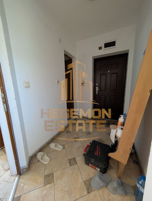 Продава се Двустаен апартамент в Варна, Колхозен пазар - 52 кв.м за 1924 €/кв.м - Снимка #6