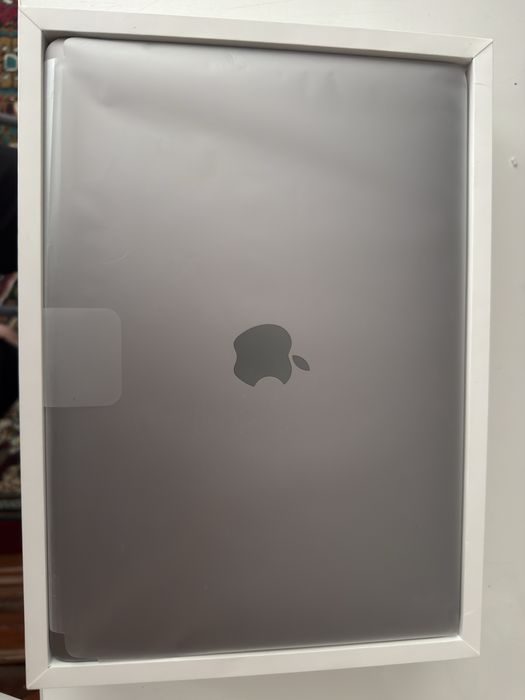 Macbook Pro M1/8/256/full box