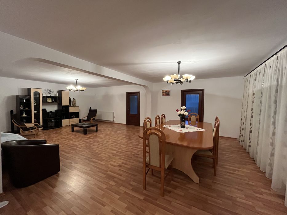 Casa 2008 Proprietate superba-Varsatura