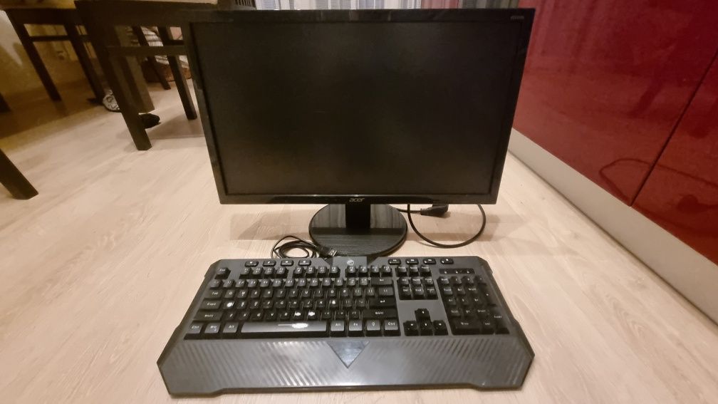 Monitor Acer K222HQL 22 inch + bonus tastatura