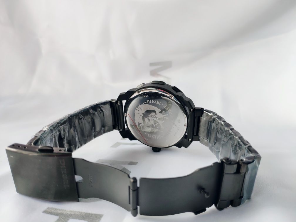 Diesel - Ceas Machinus negru DZ1737 barbatesc Quartz