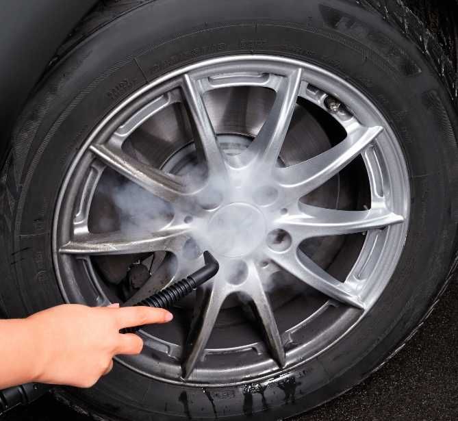 Парочистачка Clatronic DR 3653, 250мл, 3.5 бара, 1050W